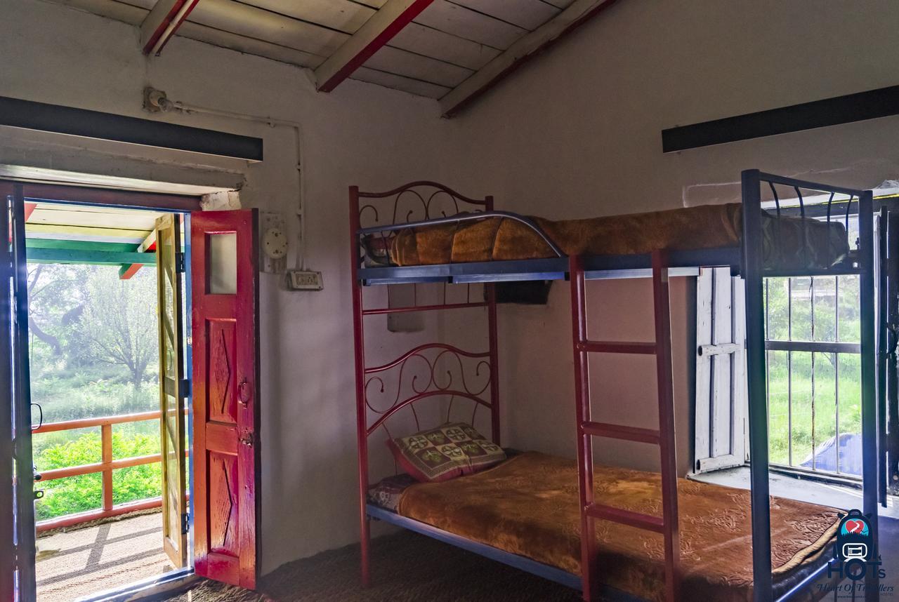 Hots Nainital Hostel Patwa Dunga Exterior photo