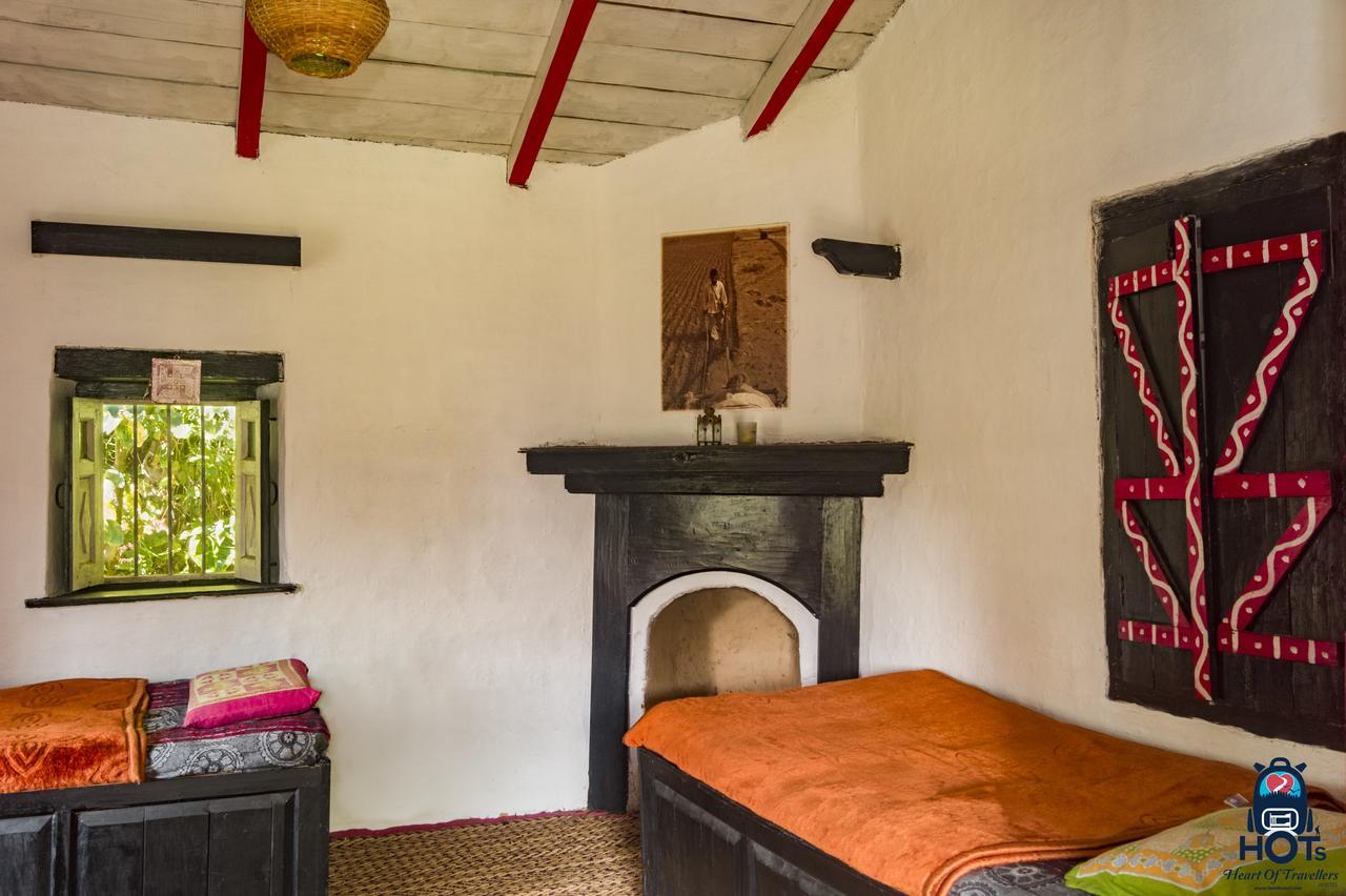 Hots Nainital Hostel Patwa Dunga Exterior photo