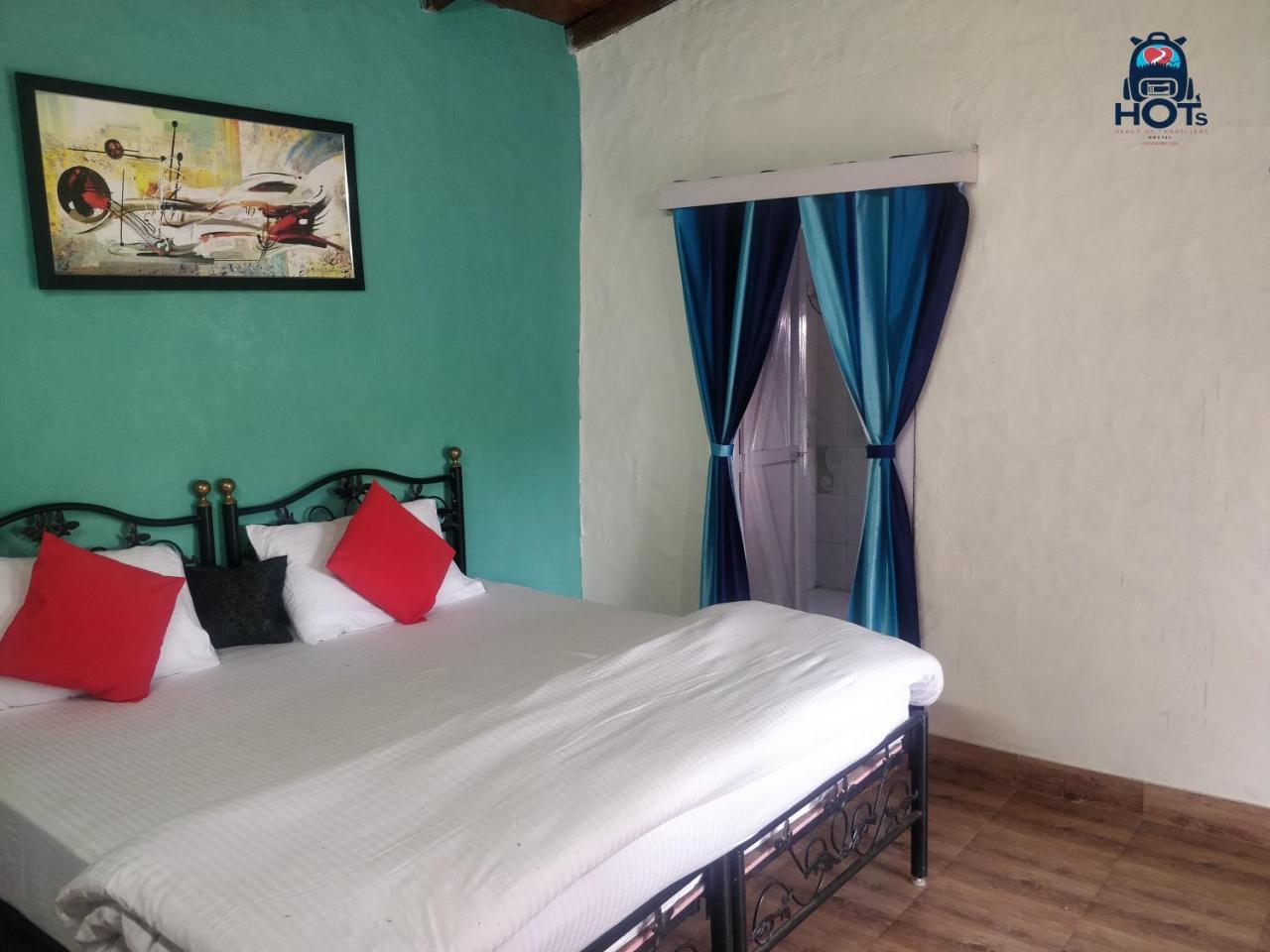 Hots Nainital Hostel Patwa Dunga Exterior photo