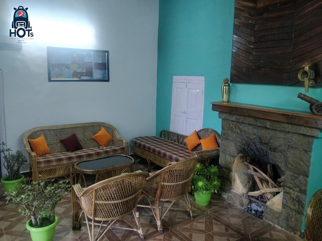 Hots Nainital Hostel Patwa Dunga Exterior photo