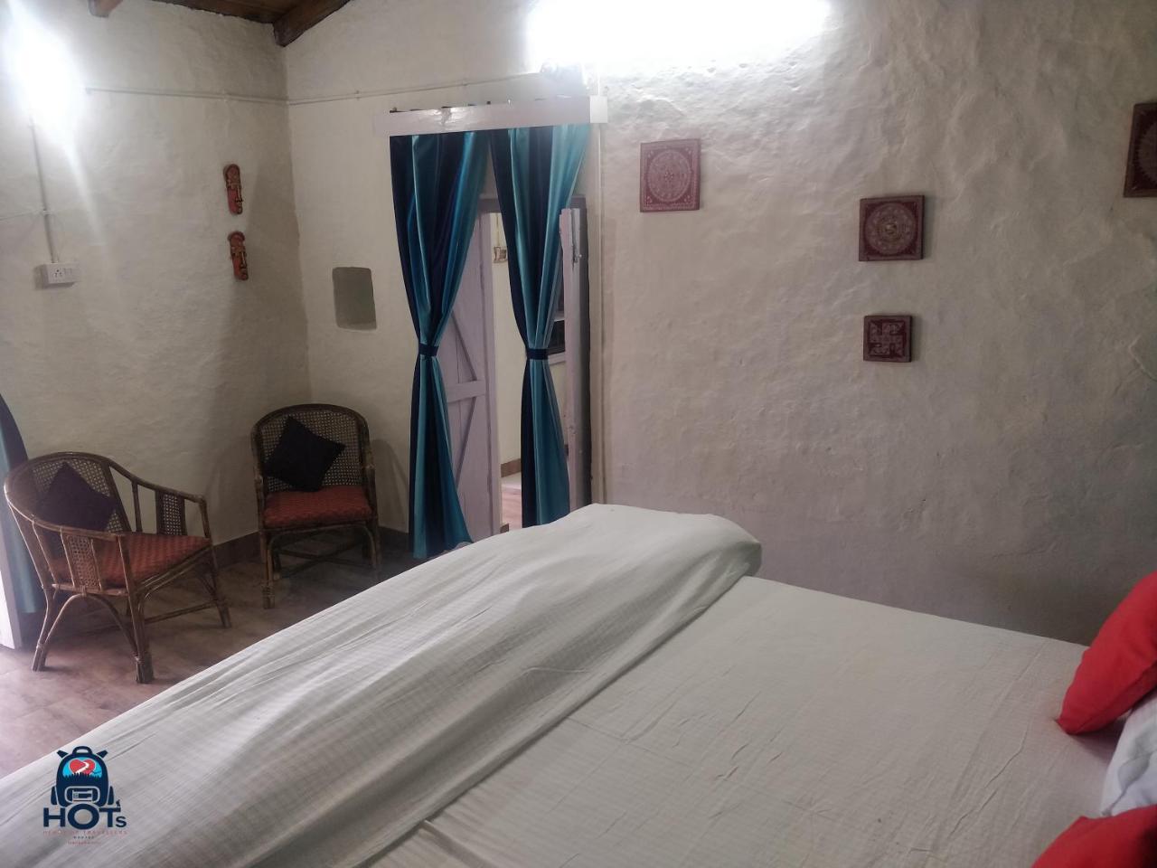 Hots Nainital Hostel Patwa Dunga Exterior photo